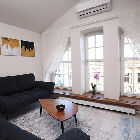 Bright Attic Flat In The Centre Appartement Riga Buitenkant foto