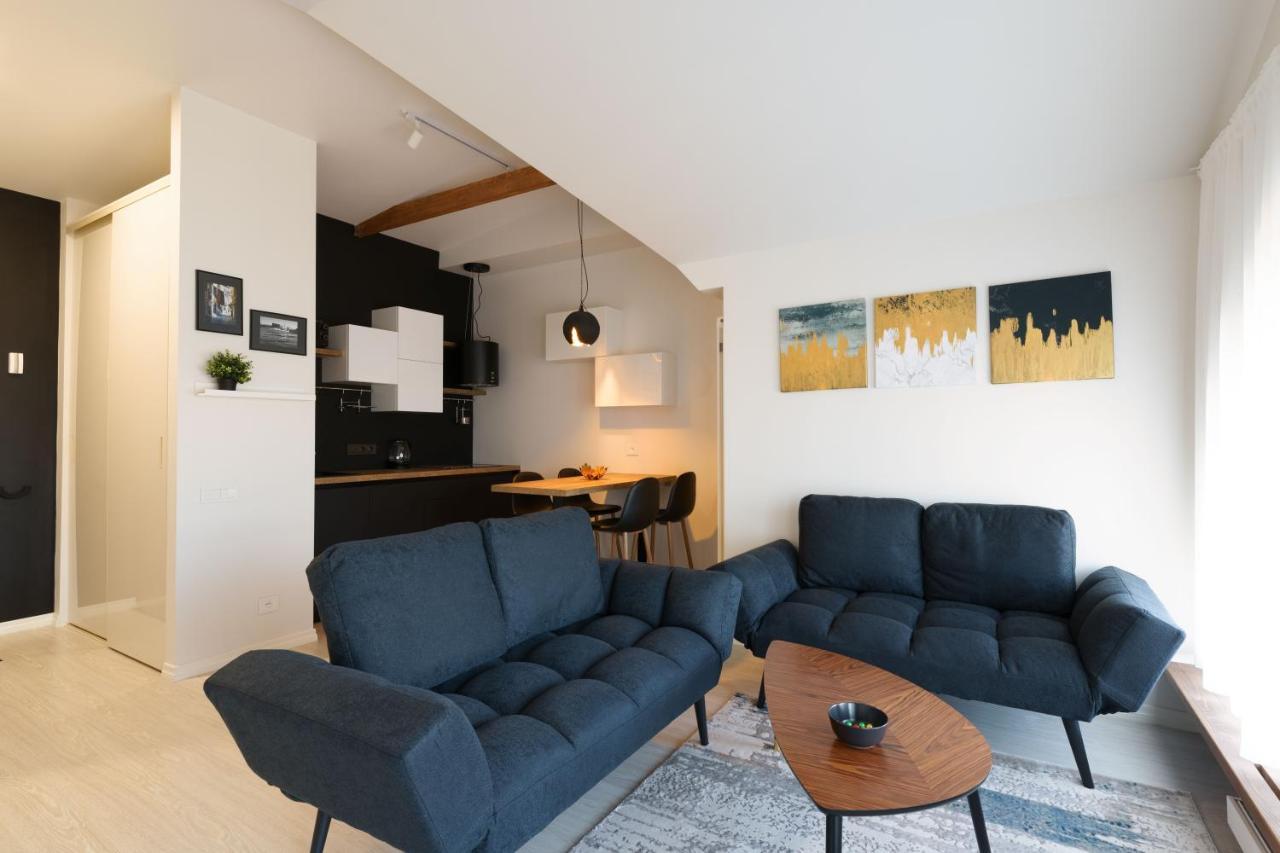 Bright Attic Flat In The Centre Appartement Riga Buitenkant foto